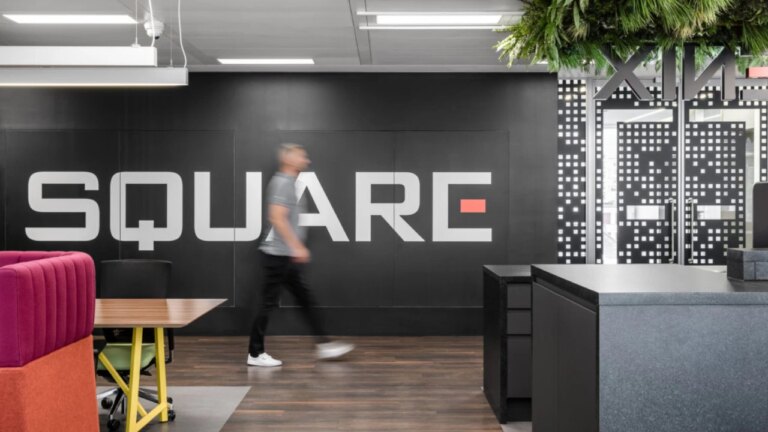 Square Enix опровергла слухи о планах уйти с биржи и стать частной компанией